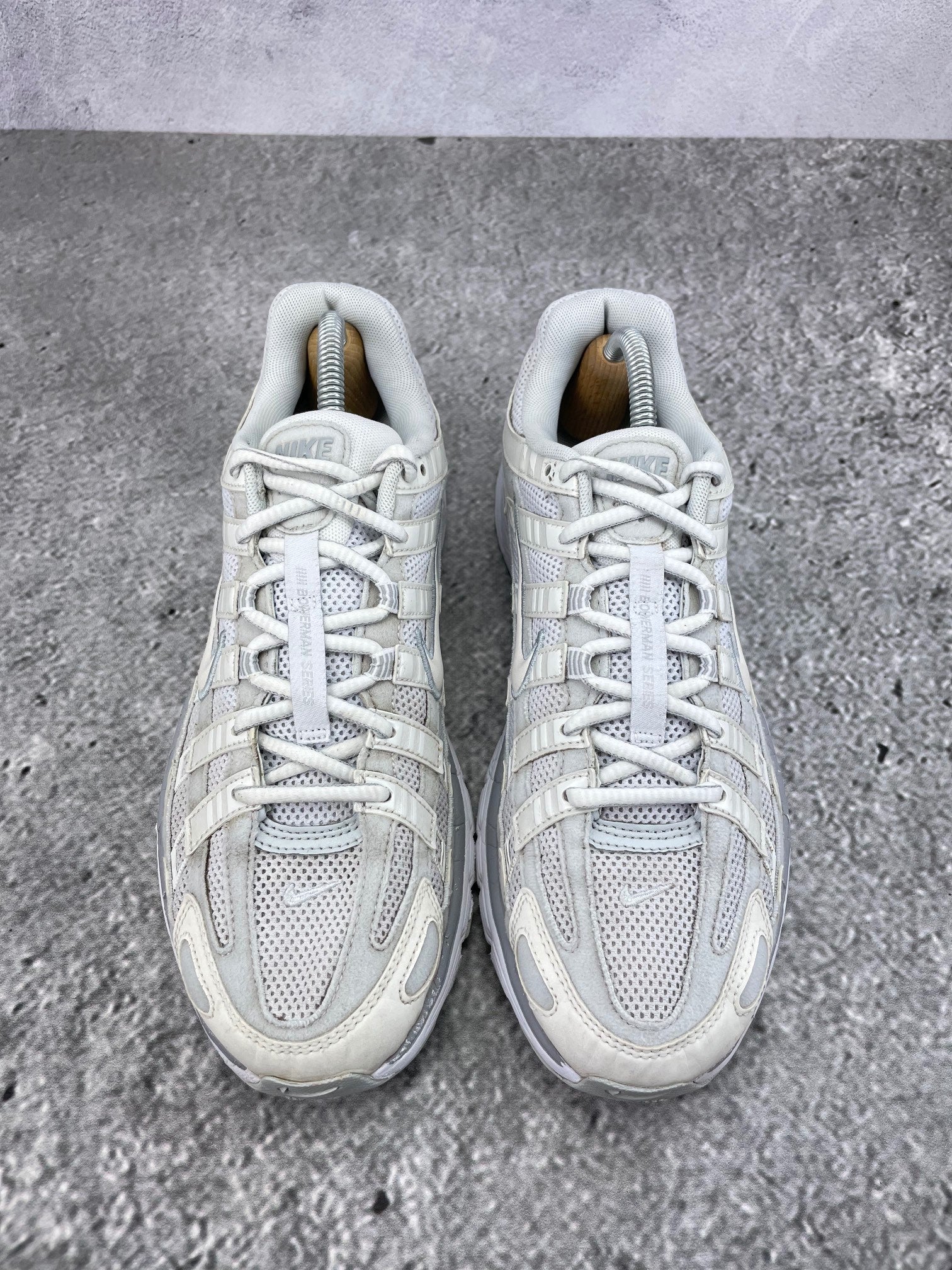 Nike P-6000 FV6603-101 - buty sportowe, widok z góry