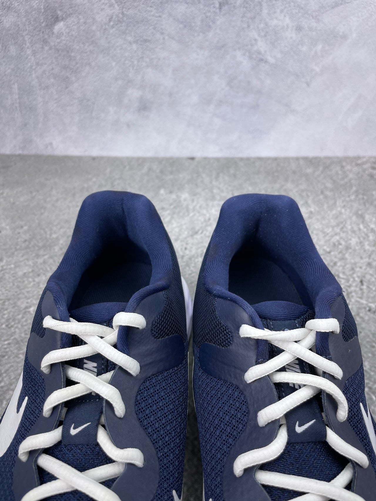 Nike Revolution 6 Next Nature Midnight Navy - buty sportowe, zapiętki butów