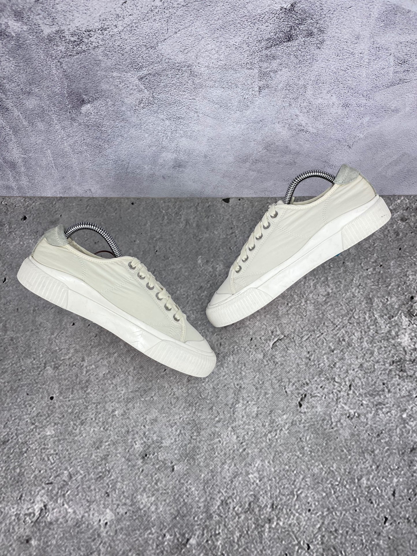 Gant Women's Nautilana Sneaker 26538768 - buty sportowe, zewnętrzny panel prawego buta