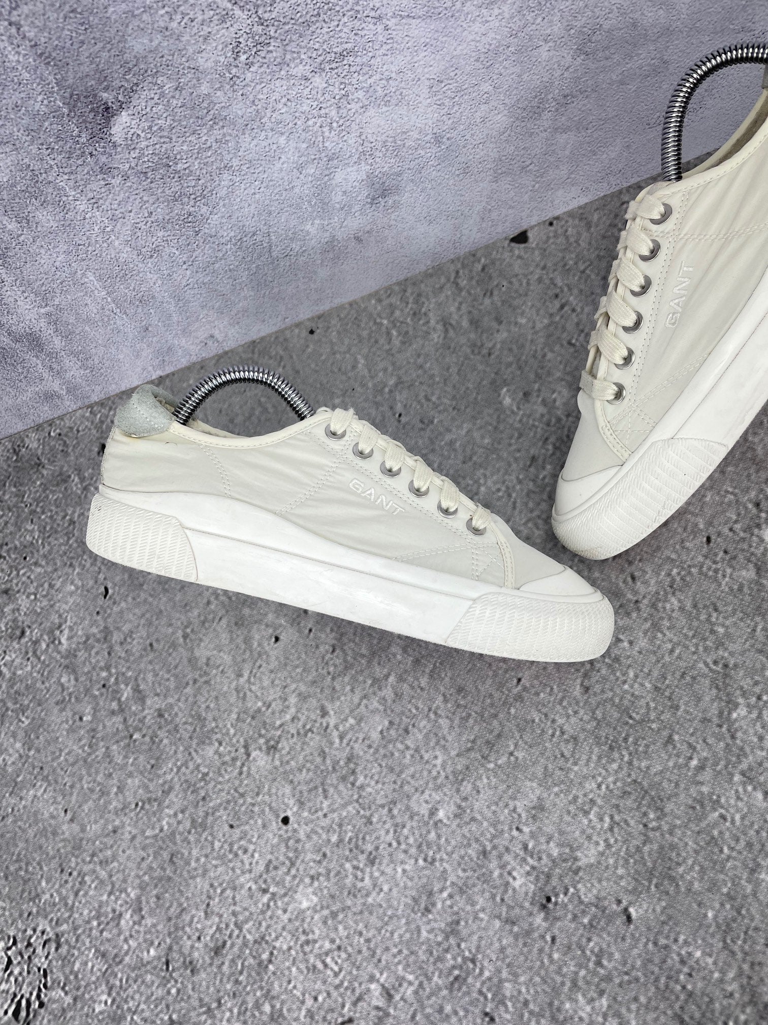 Gant Women's Nautilana Sneaker 26538768 - buty sportowe, zewnętrzny panel lewego buta
