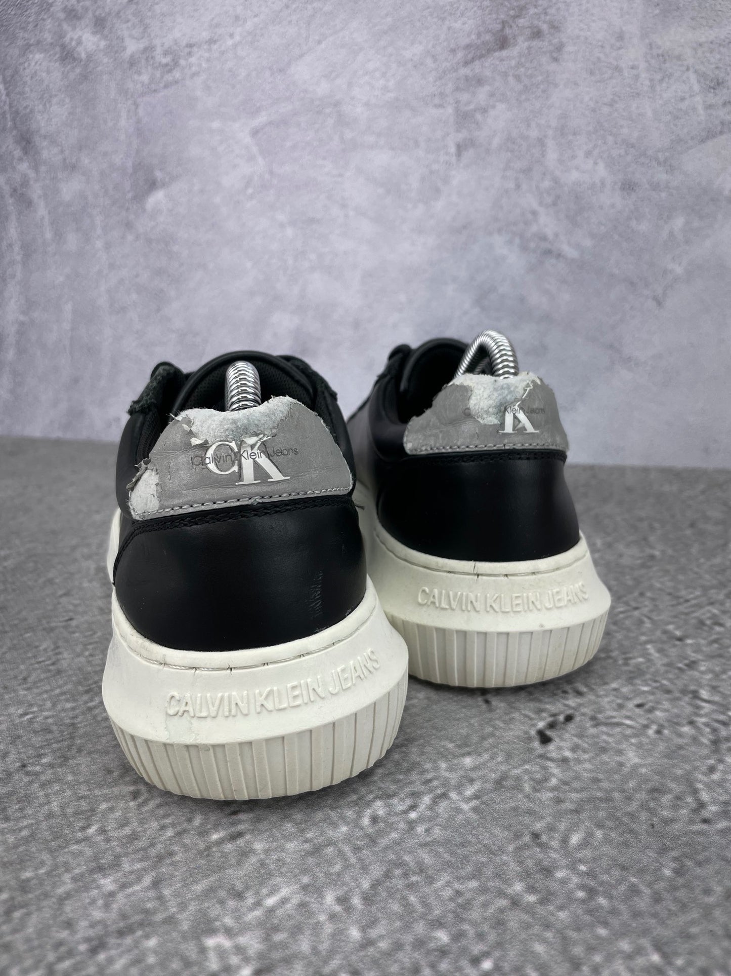 Calvin Klein Chunky Cupsole YM0YM01317 - buty sportowe, widok z tyłu
