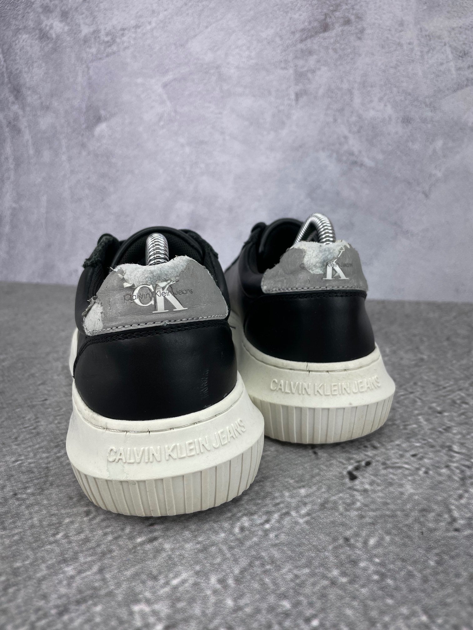 Calvin Klein Chunky Cupsole YM0YM01317 - buty sportowe, widok z tyłu