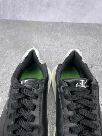 Calvin Klein Chunky Cupsole YM0YM01317 - buty sportowe, zapiętki butów