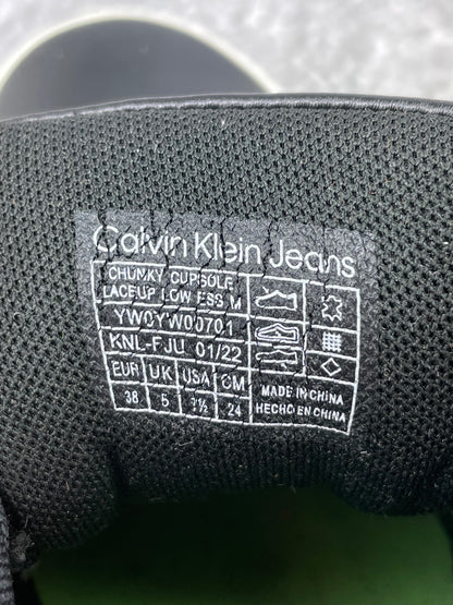 Calvin Klein Chunky Cupsole YM0YM01317 - buty sportowe, metka