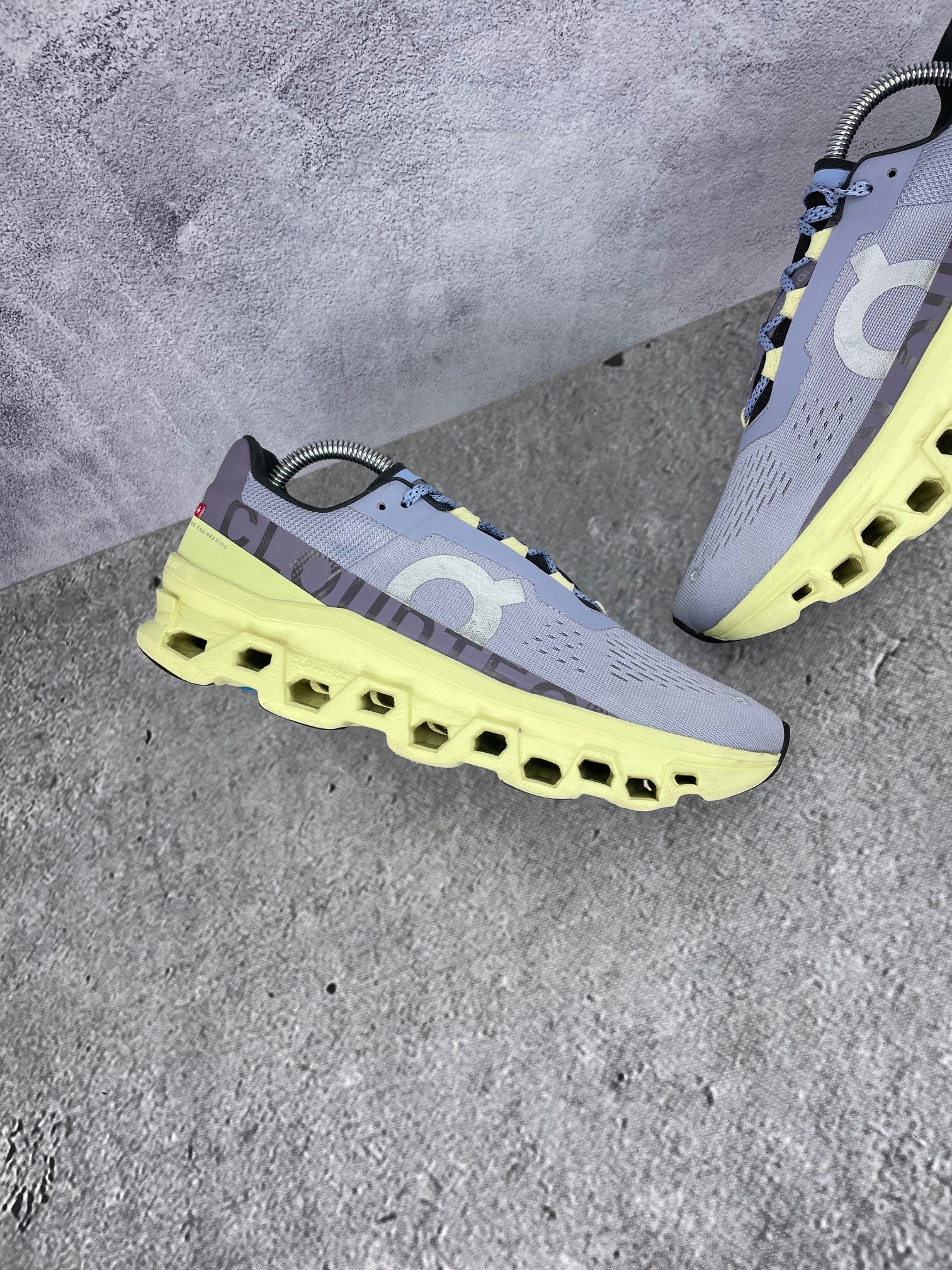 On Cloudmonster 61.982424 - buty sportowe, zewnętrzny panel lewego buta