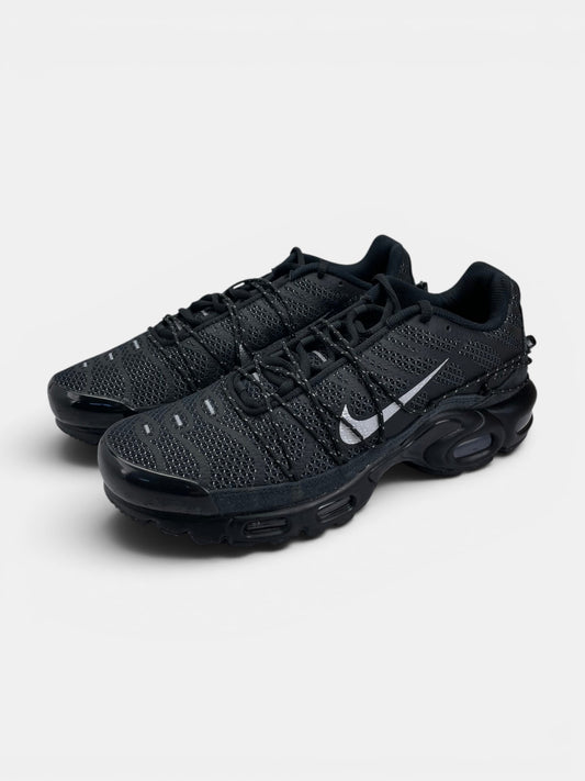 Nike Air Max Plus (TN) Toggle Black Reflective - buty sportowe, widok z boku