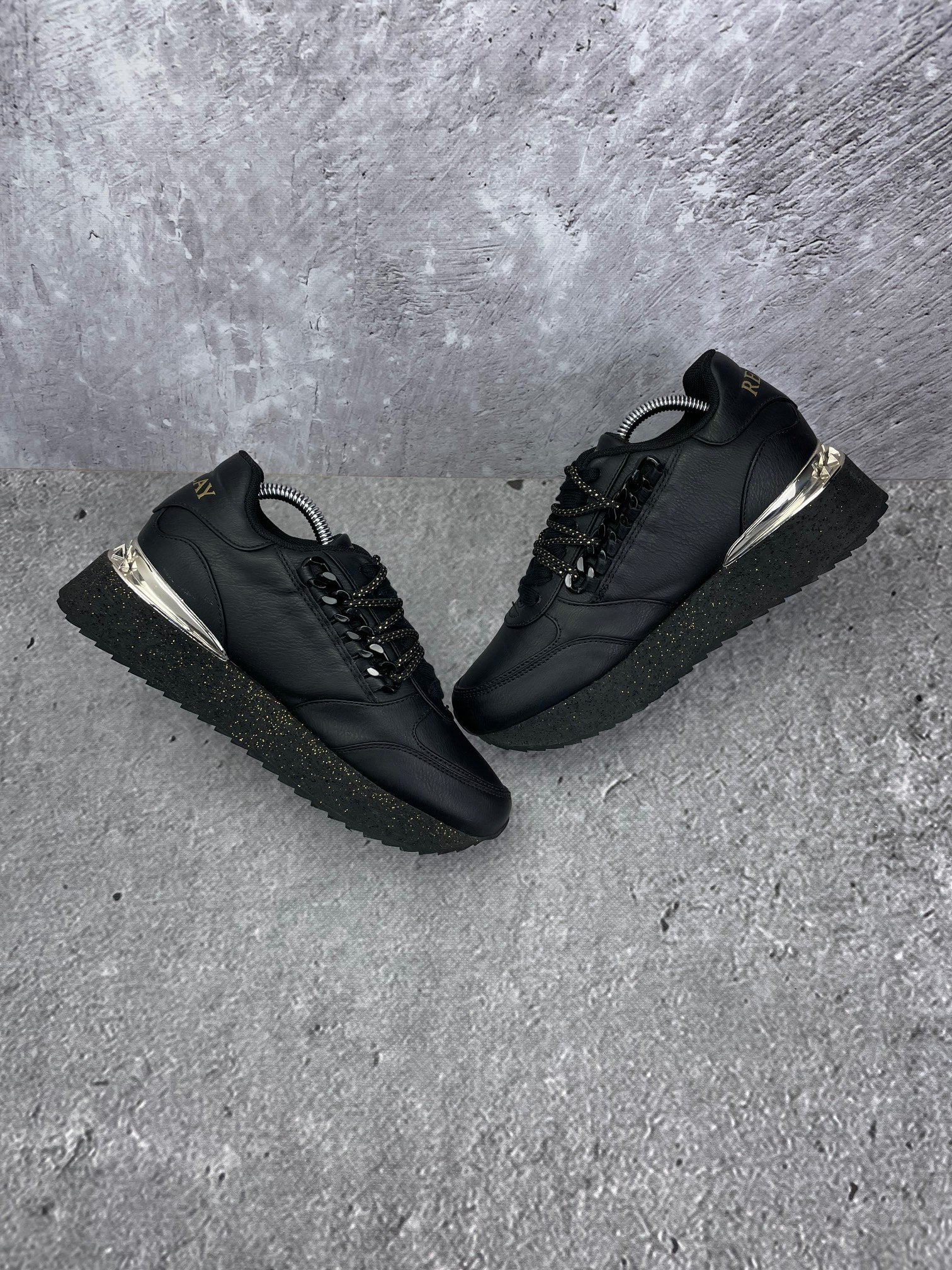 Replay Penny Sneakers RS630126S - buty sportowe, zewnętrzny panel prawego buta