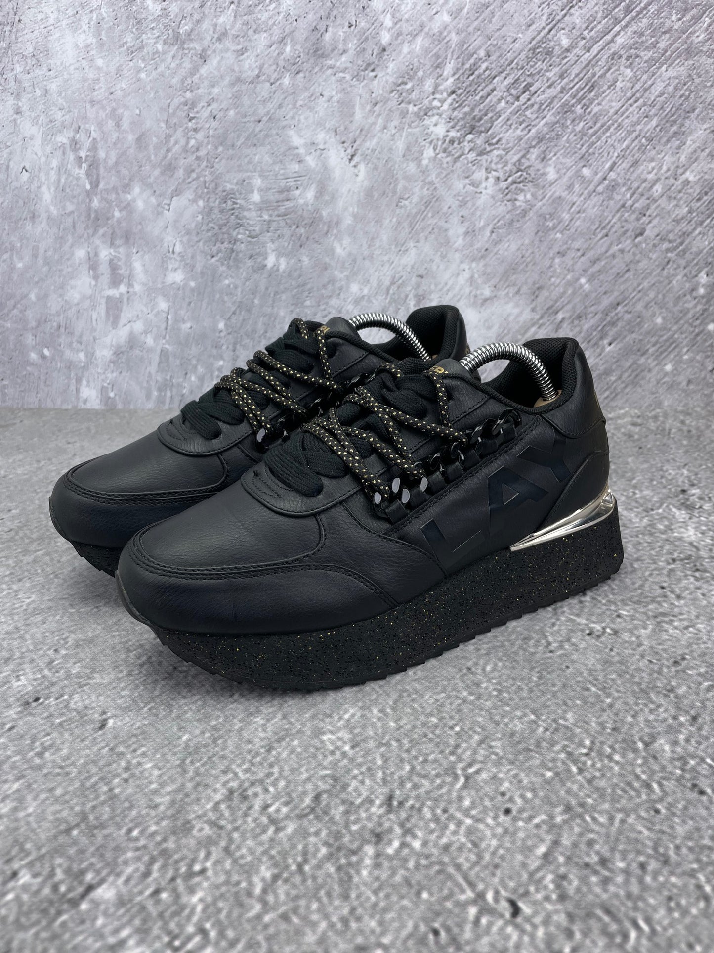 Replay Penny Sneakers RS630126S - buty sportowe, widok z boku na tle studyjnym