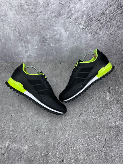Hugo Boss Boss Competition Running Shoes 50493222 - buty sportowe, zewnętrzny panel prawego buta