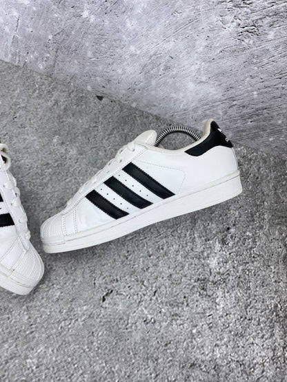 Adidas Superstar II White Gold Tongue - buty sportowe, wewnętrzny panel prawego buta