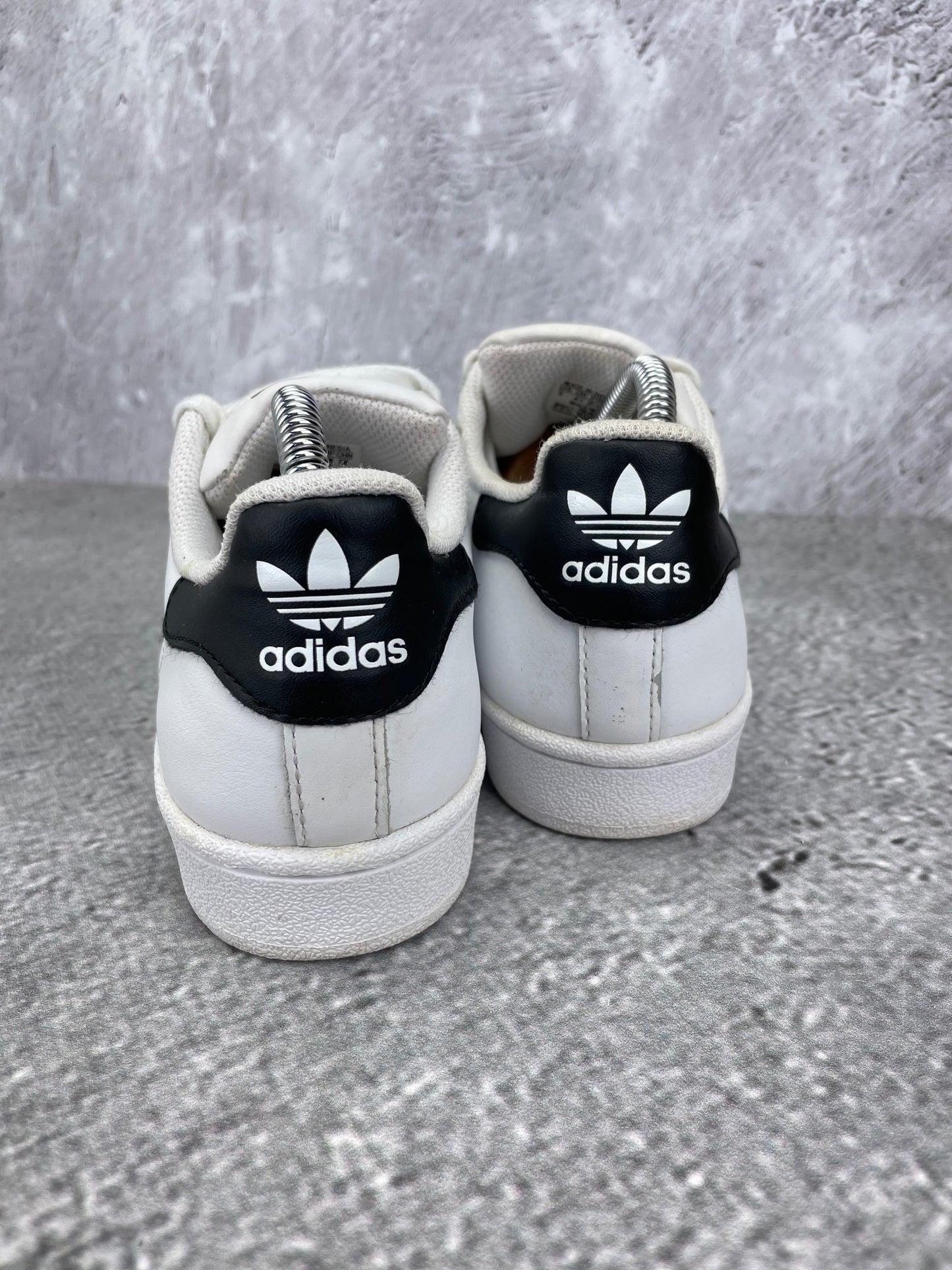 Adidas Superstar II White Gold Tongue - buty sportowe, widok z tyłu