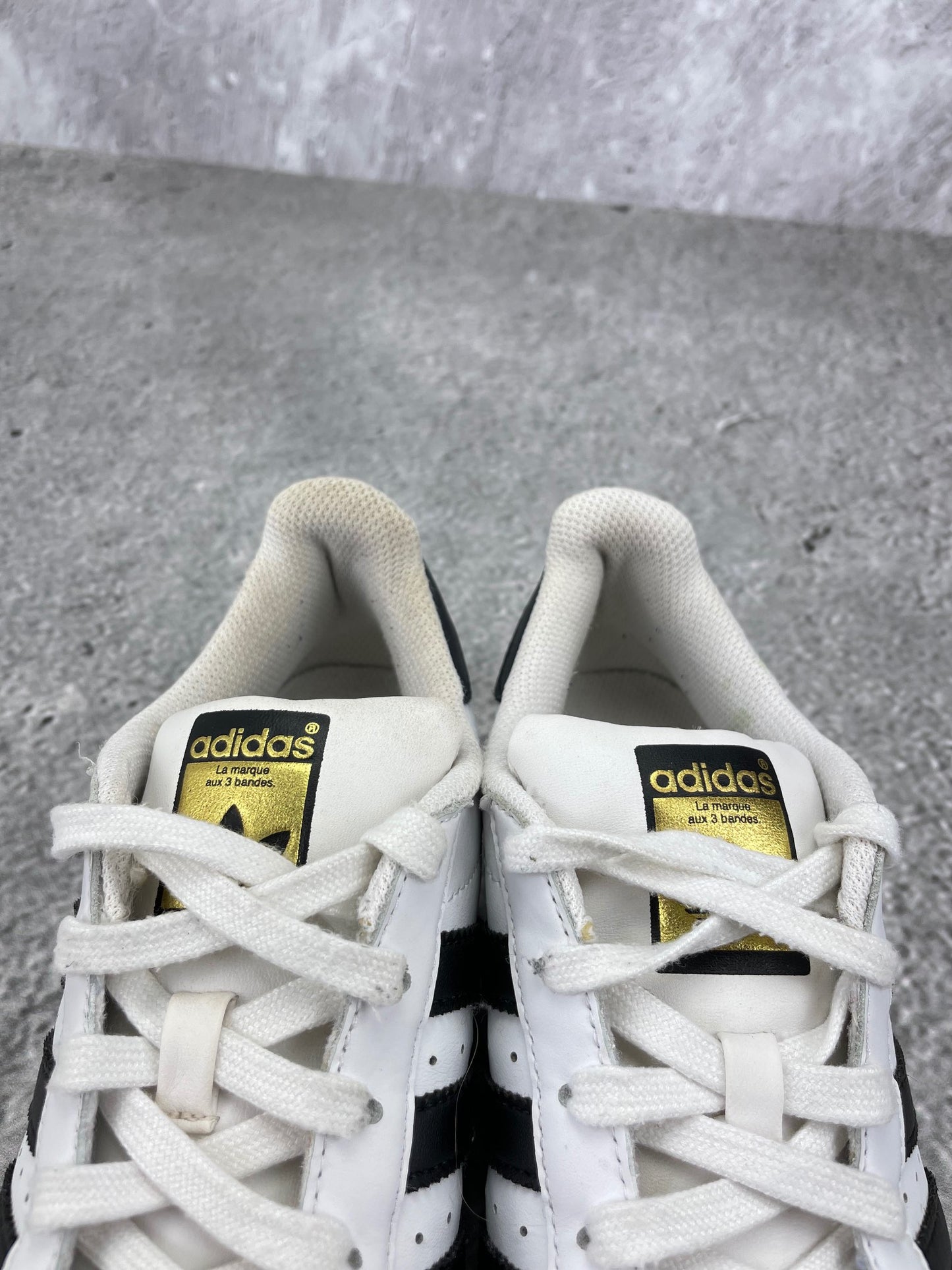 Adidas Superstar II White Gold Tongue - buty sportowe, zapiętki butów