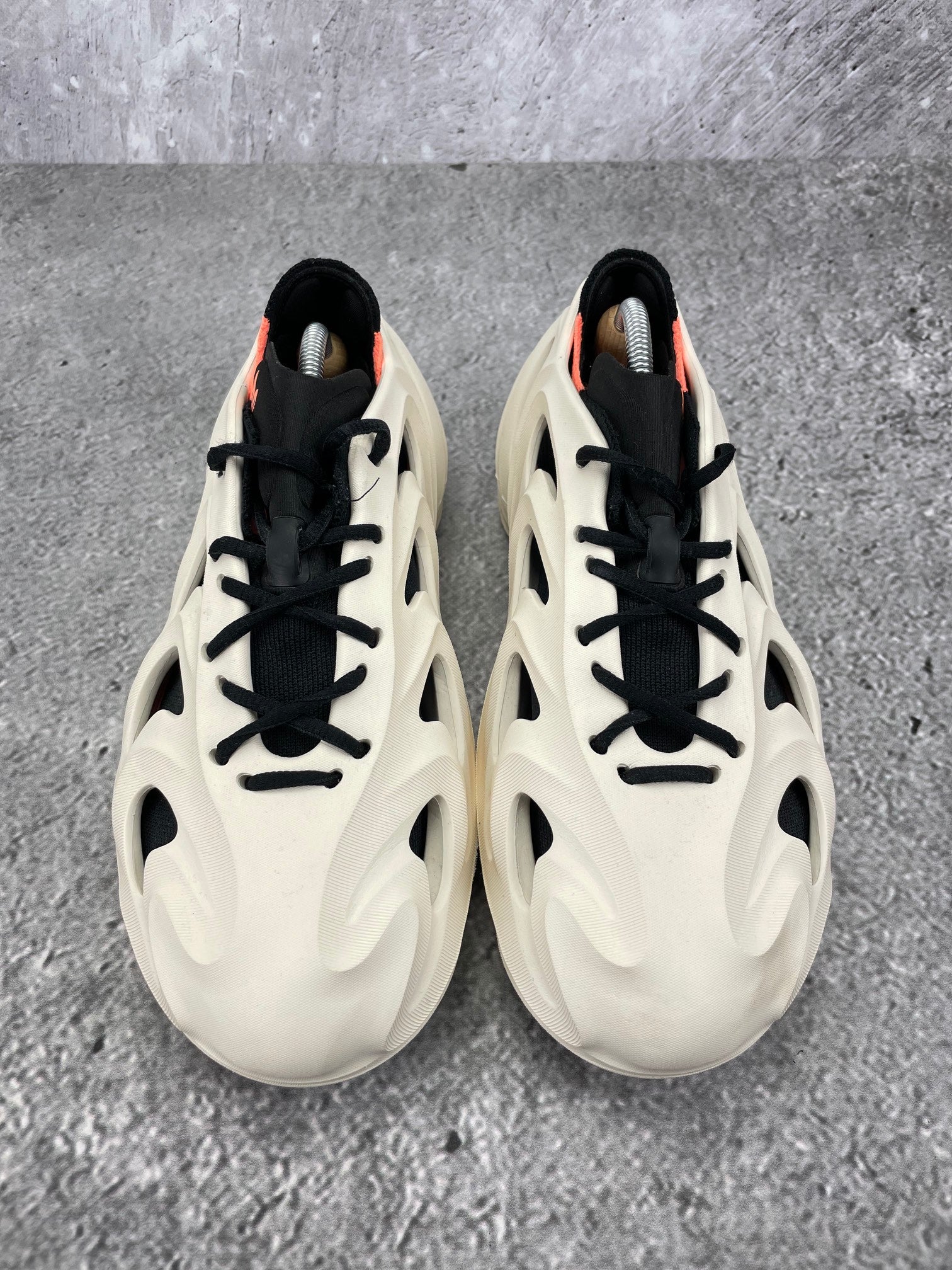 Adidas AdiFOM Q HP6528 - buty sportowe, widok z góry