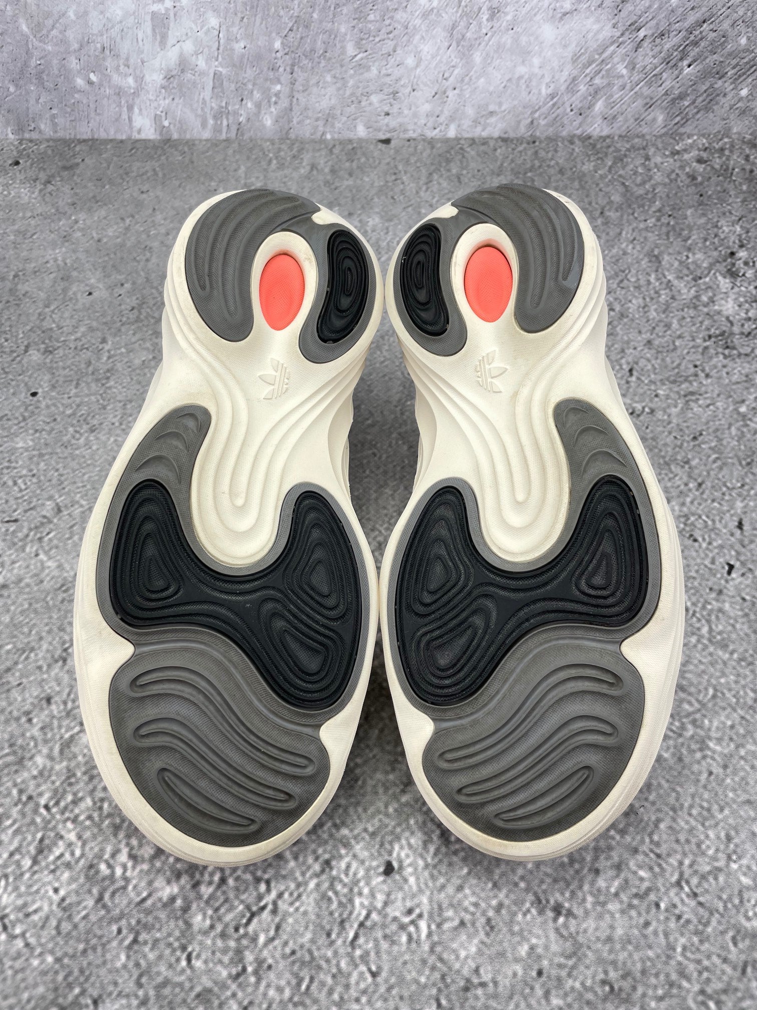Adidas AdiFOM Q HP6528 - buty sportowe, podeszwa