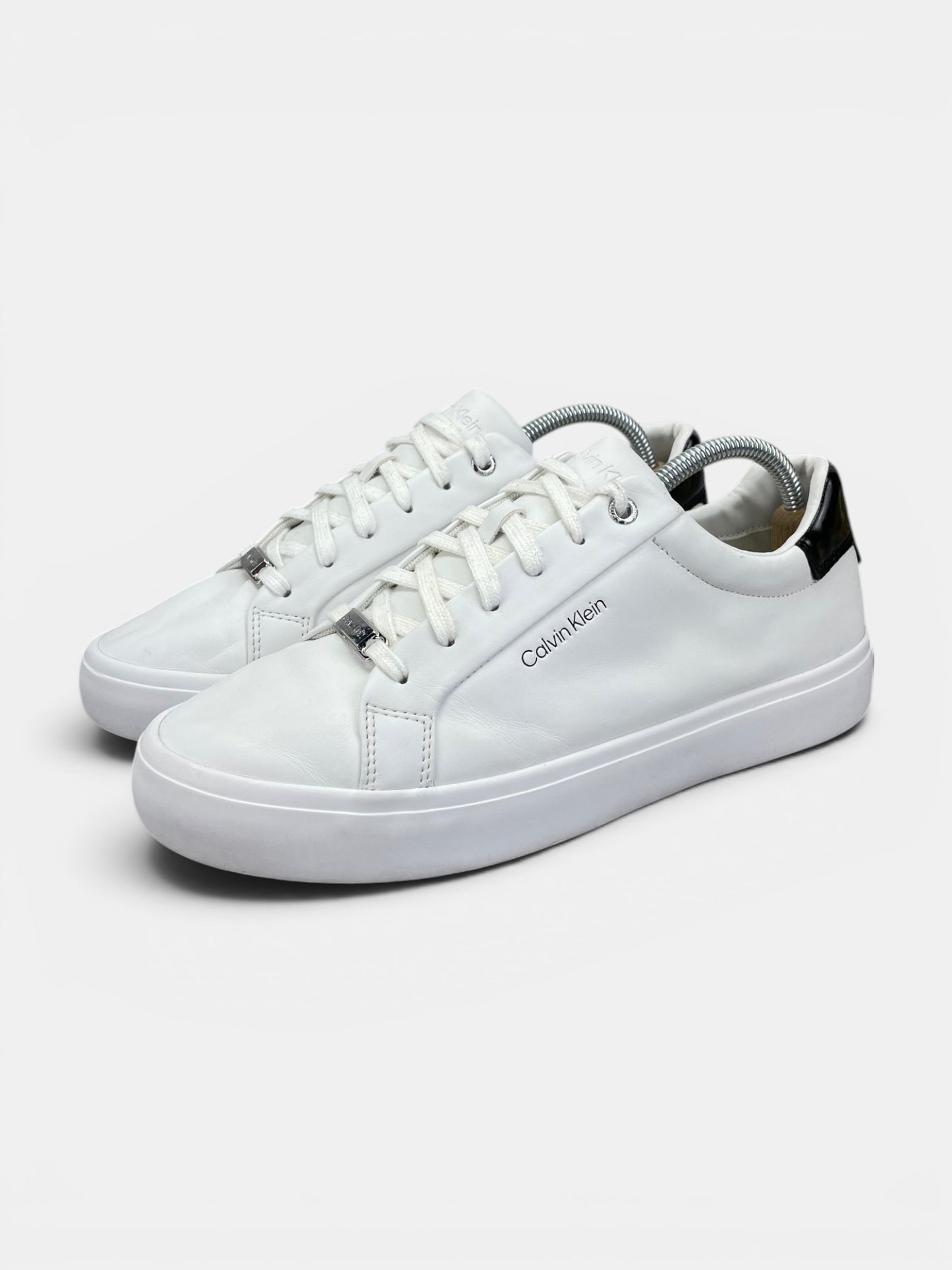 Calvin Klein Sneakers HW0HW02747 - buty sportowe, widok z boku