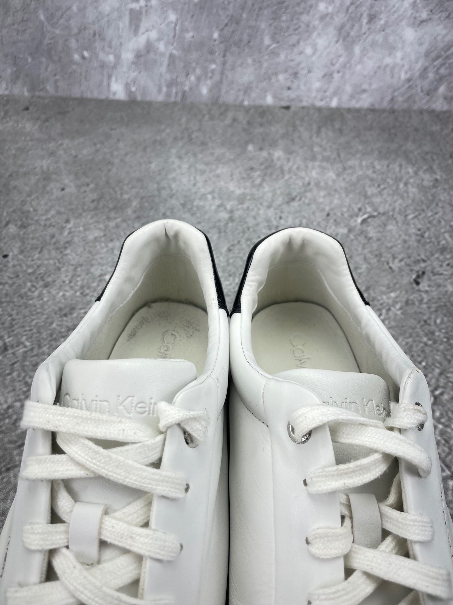 Calvin Klein Sneakers HW0HW02747 - buty sportowe, zapiętki butów