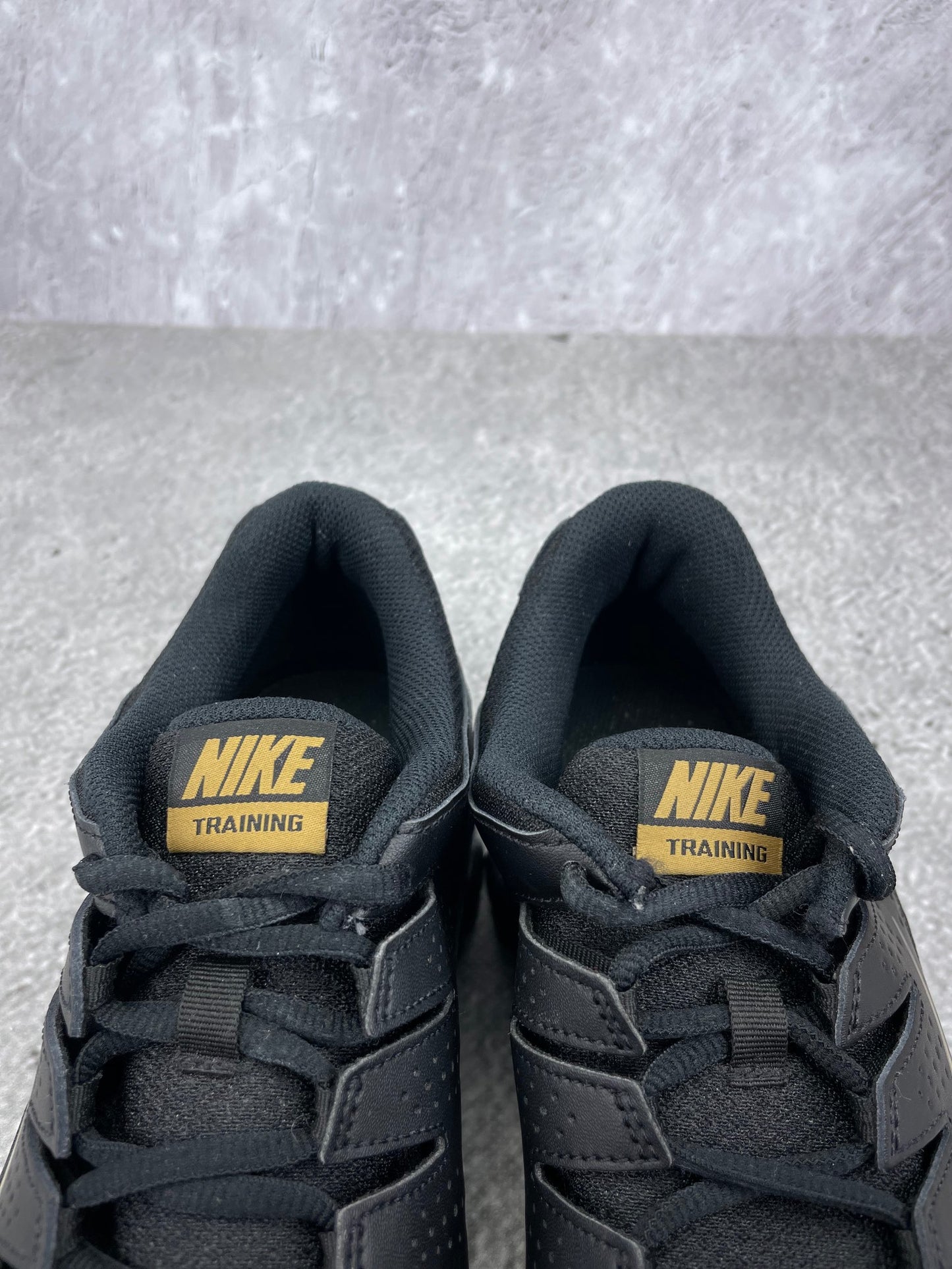 Nike Reax 8 Tr 616272-009 - buty sportowe, zapiętki butów