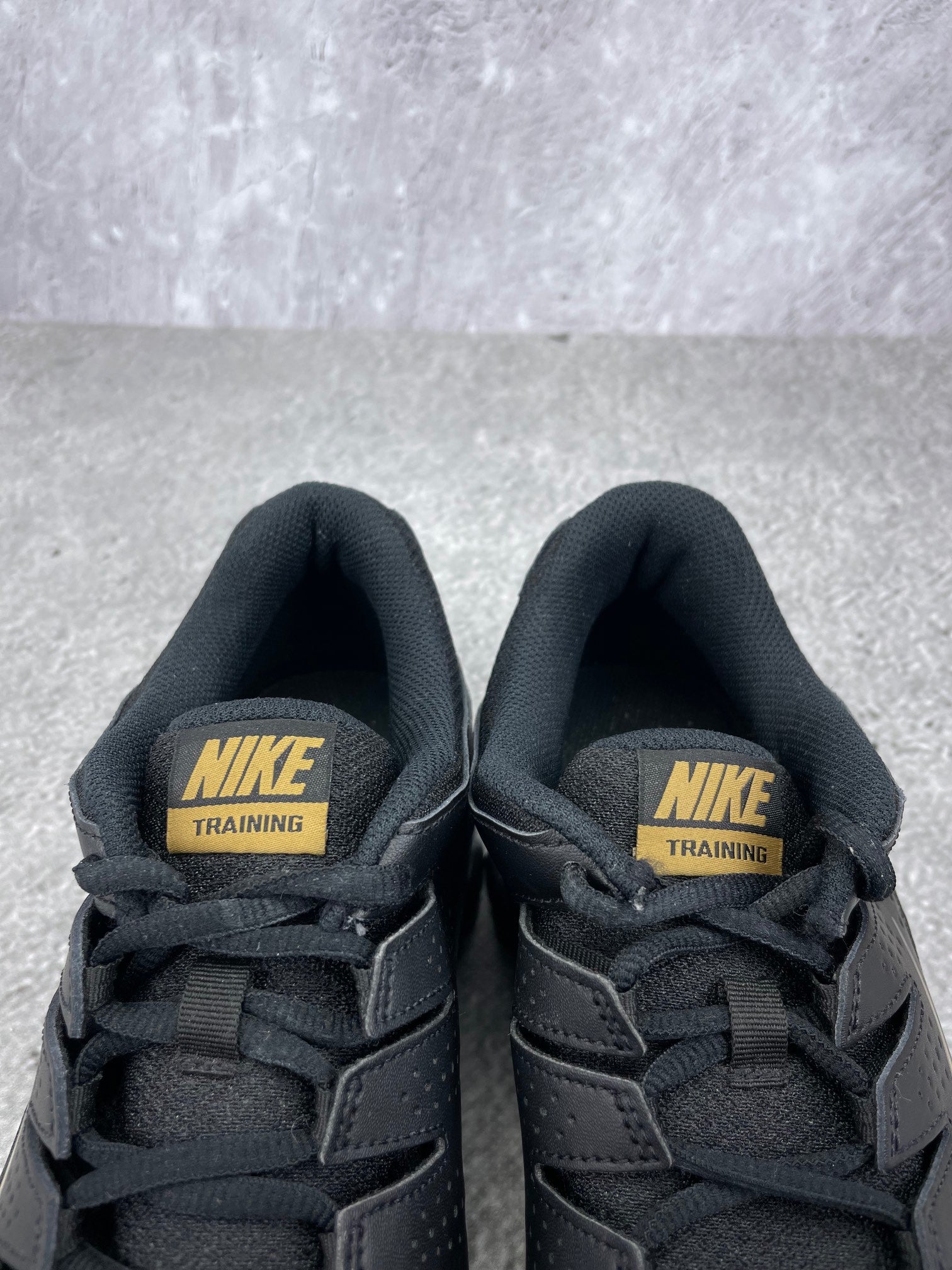 Nike Reax 8 Tr 616272-009 - buty sportowe, zapiętki butów