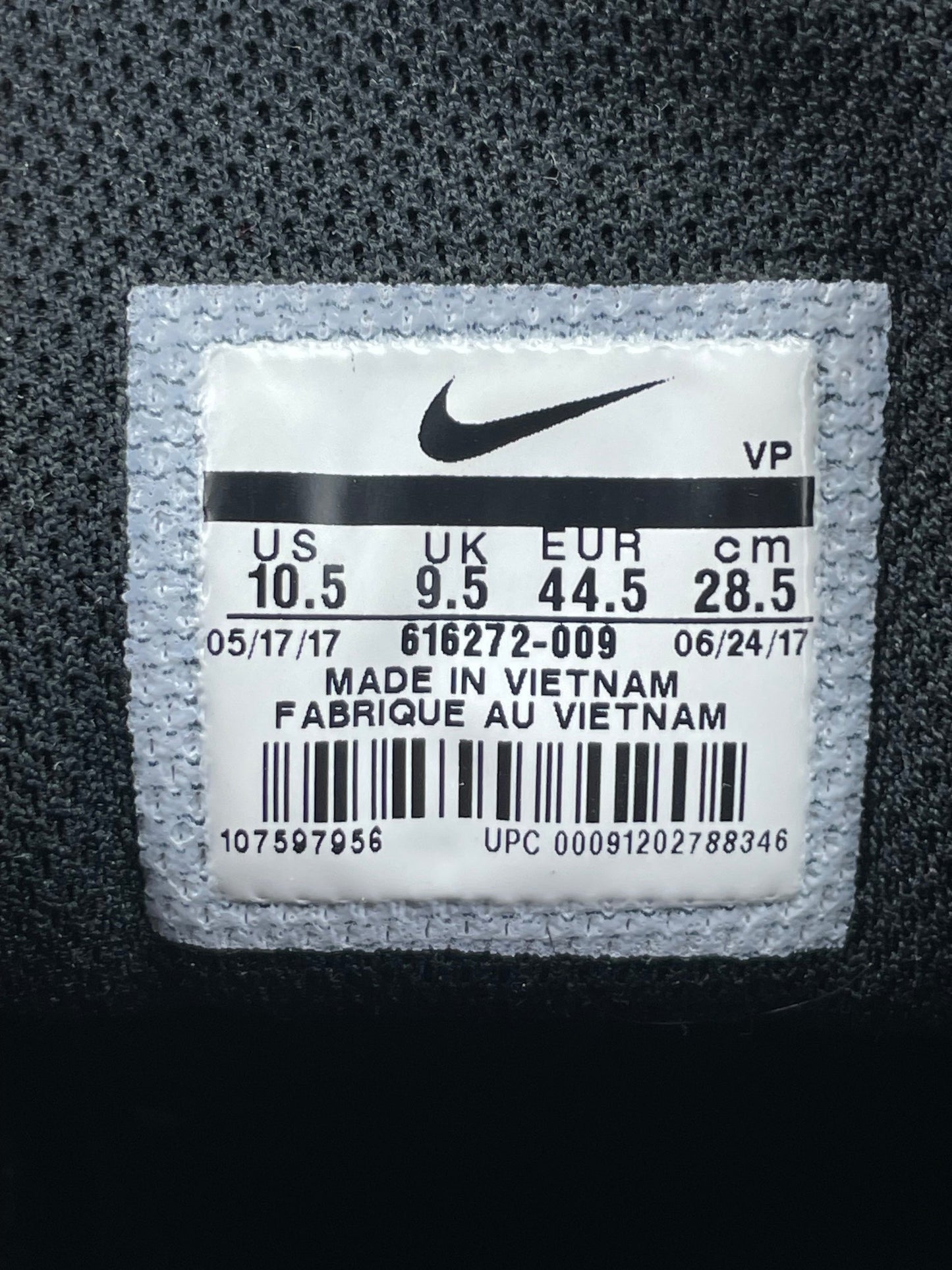 Nike Reax 8 Tr 616272-009 - buty sportowe, metka