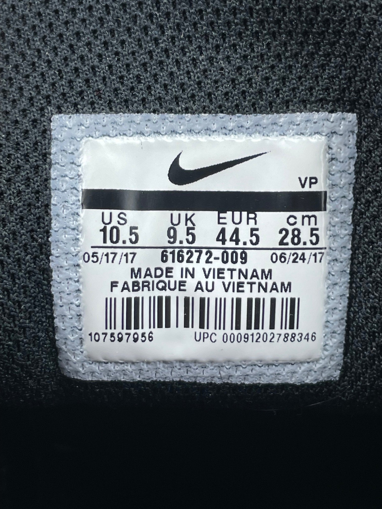 Nike Reax 8 Tr 616272-009 - buty sportowe, metka