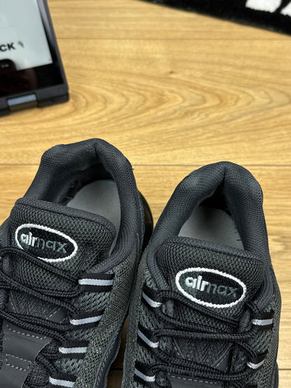 Nike Air Max 95 (44)