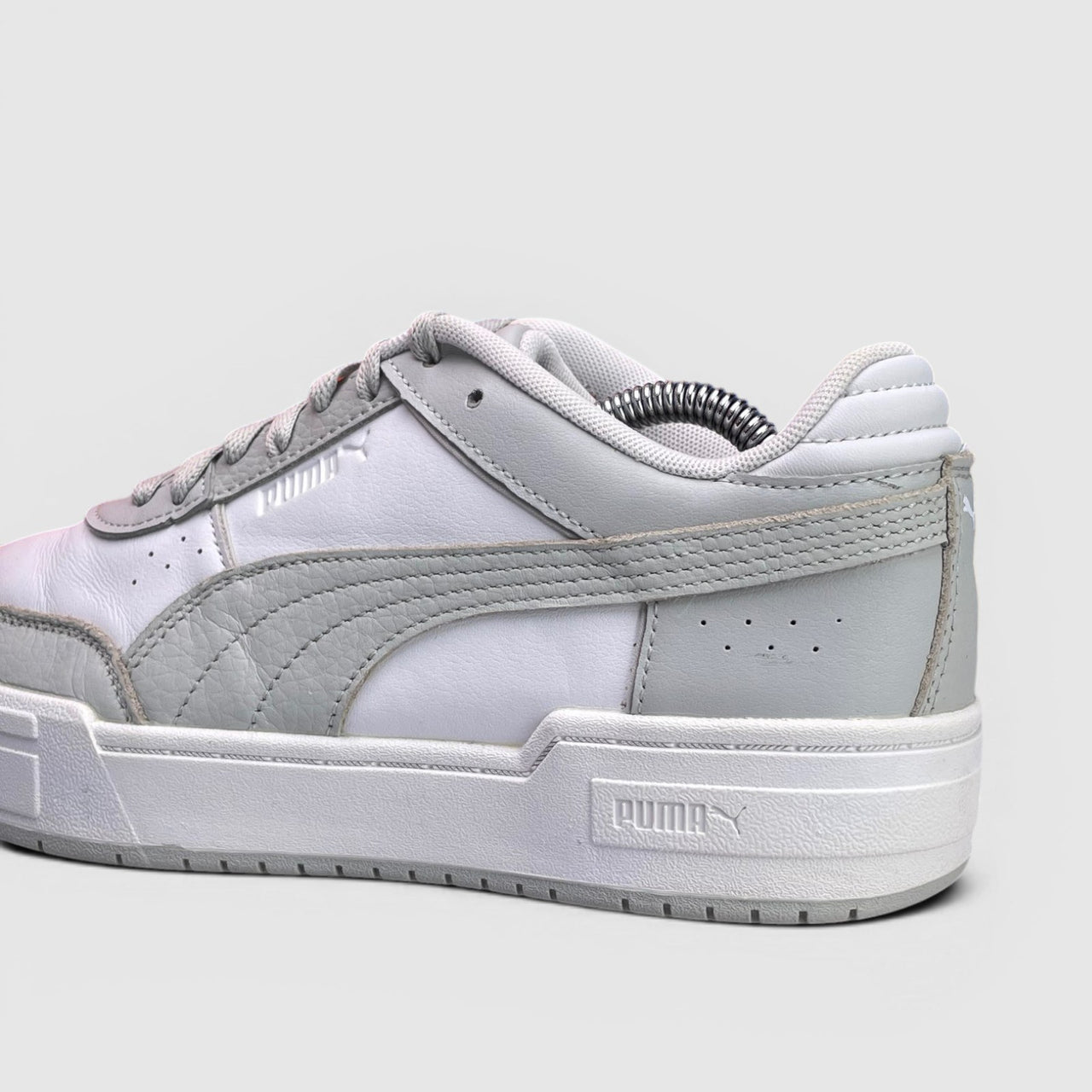 Puma Ca Pro Classic — buty sportowe damskie w bardzo dobrym stanie rozmiar 40, detal