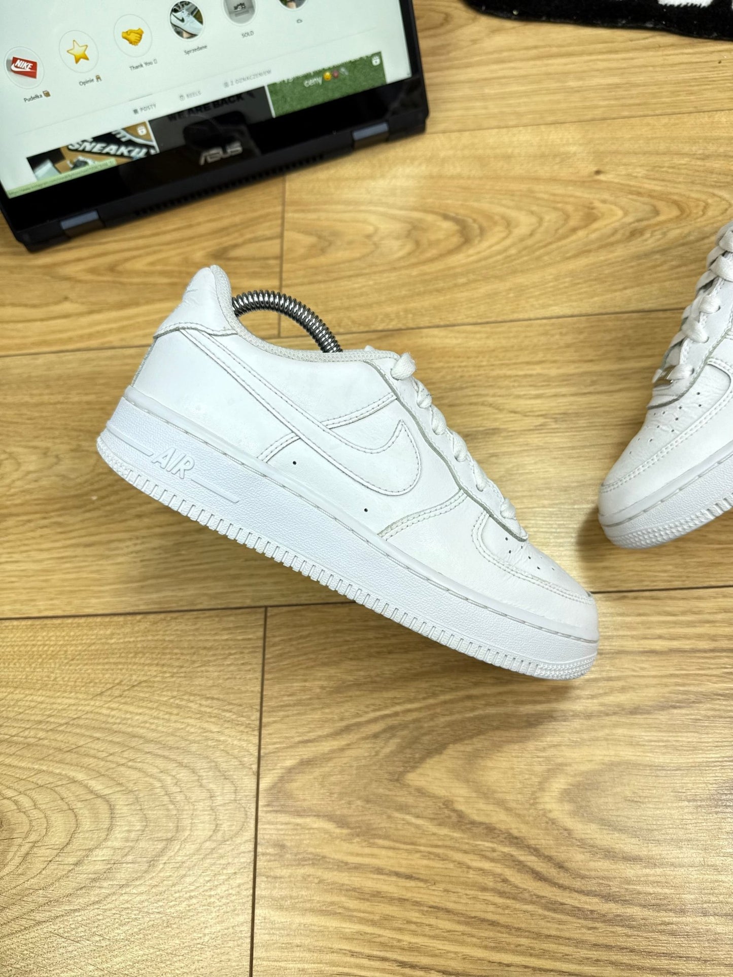 Nike Air Force 1 Low (37.5)
