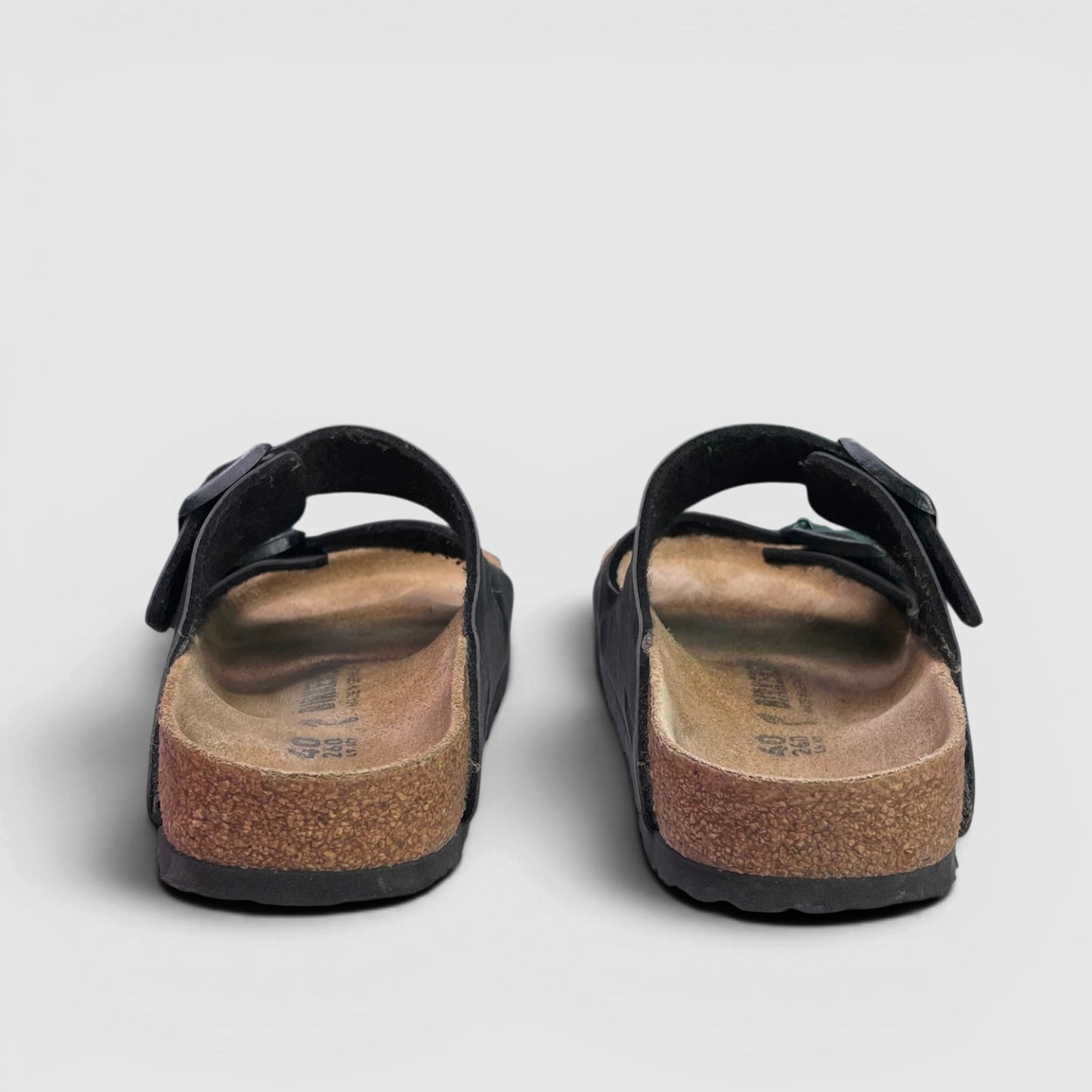 Birkenstock Arizona — sandały męskie w bardzo dobrym stanie rozmiar 40, widok z tyłu