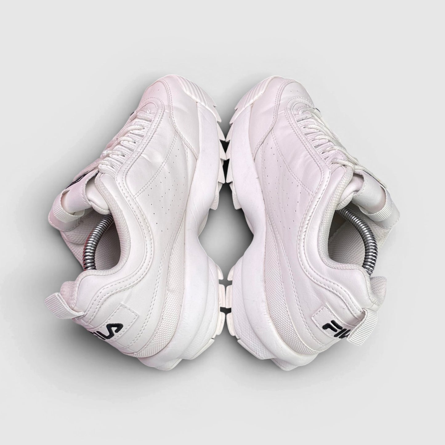 Fila Disruptor — buty sportowe damskie w bardzo dobrym stanie rozmiar 39, podeszwa