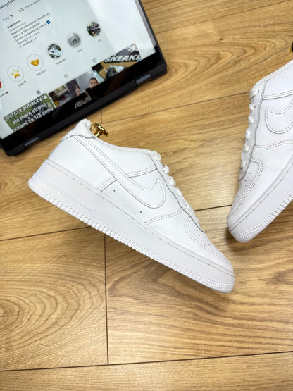 Nike Air Force 1 Low (38.5)