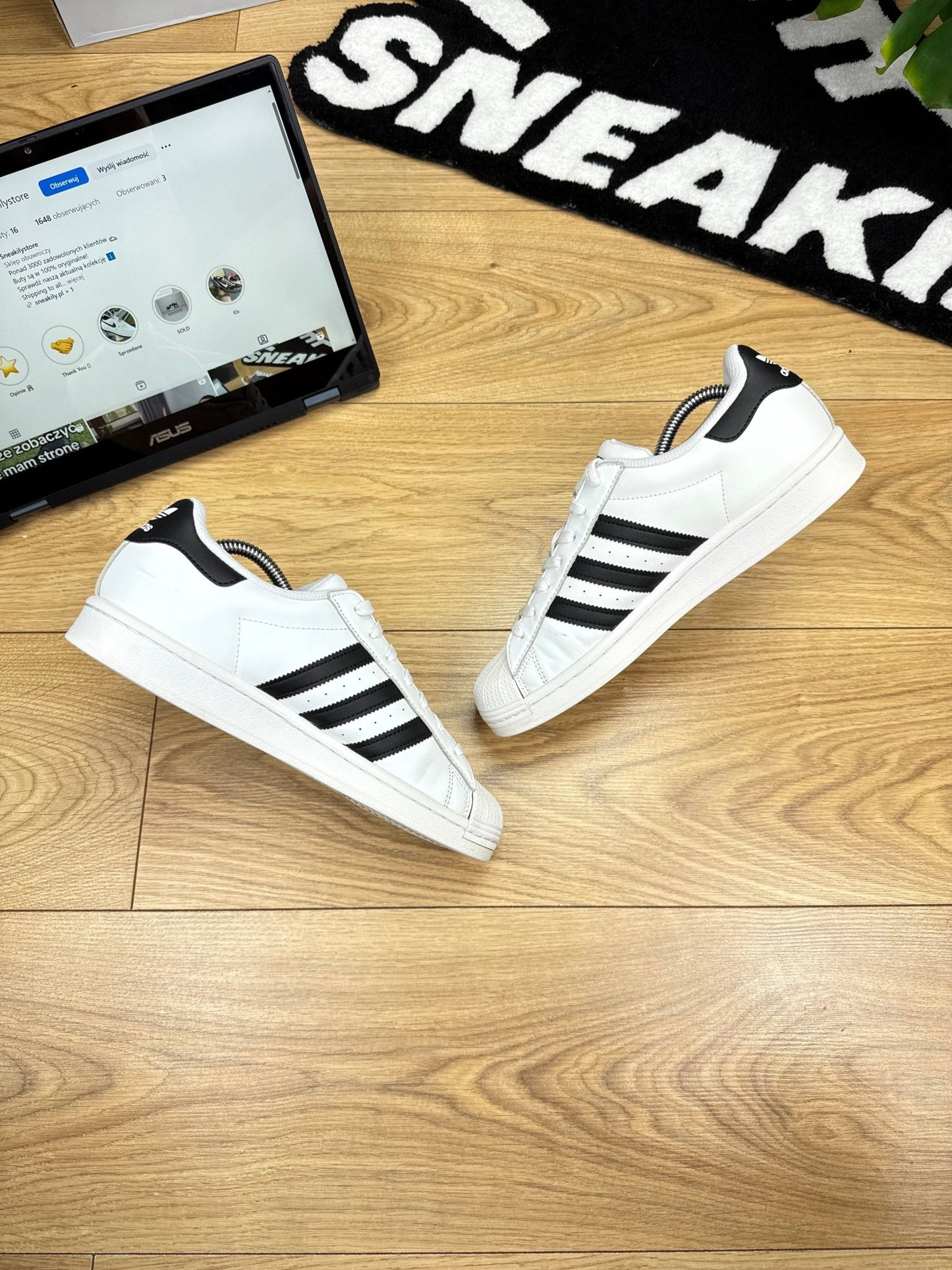 Adidas Superstar (42)