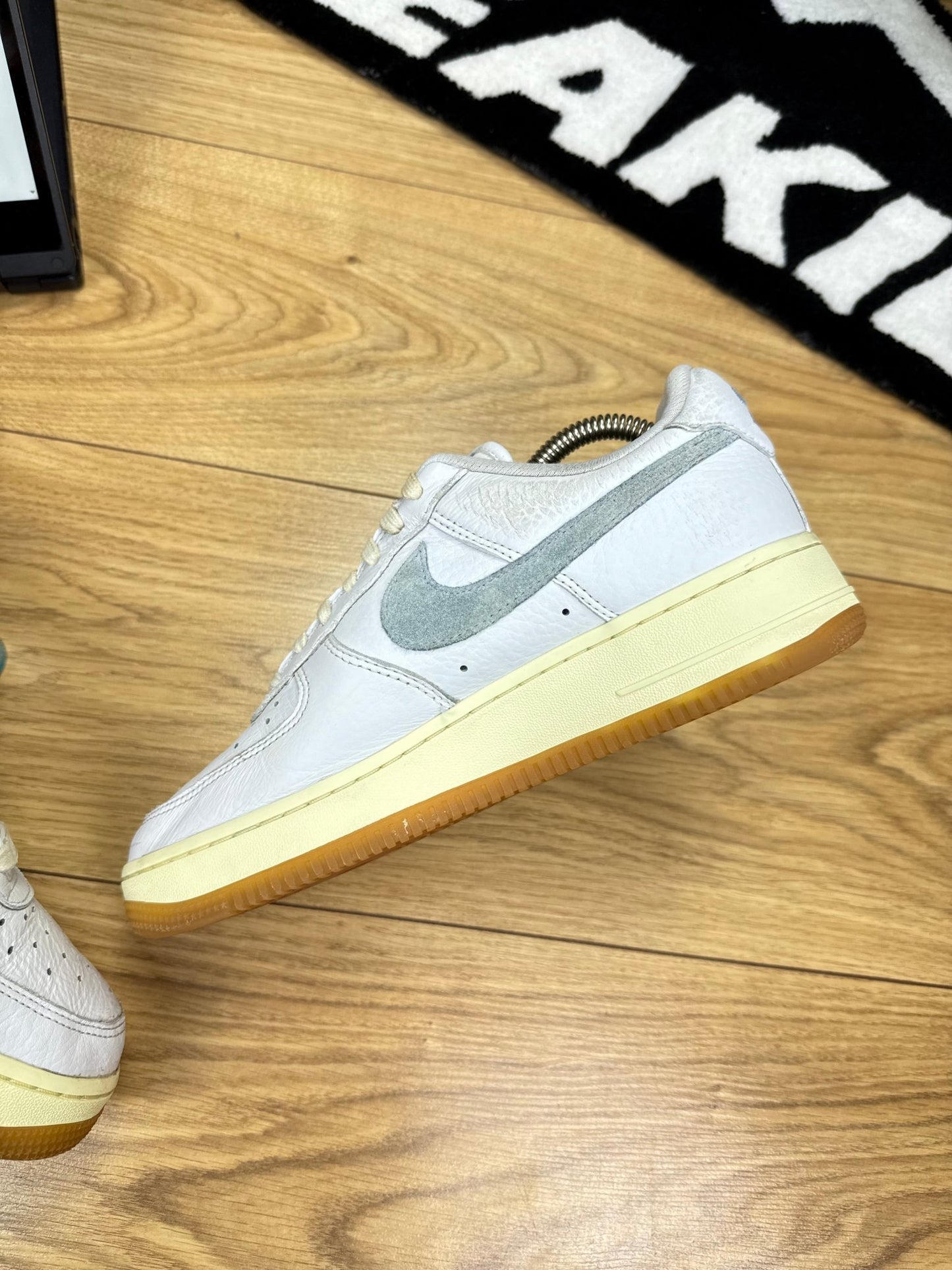 Nike Air Force 1 Low (40)