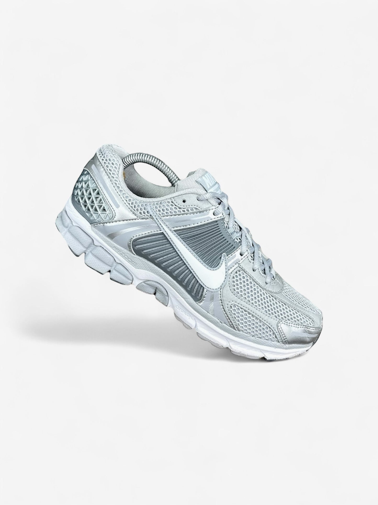 Nike Zoom Vomero 5 (42)