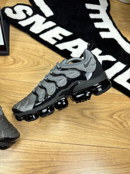 Nike Air Vapormax Plus (44)
