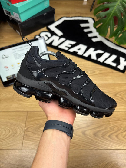 Nike Air Vapormax Plus (42.5)