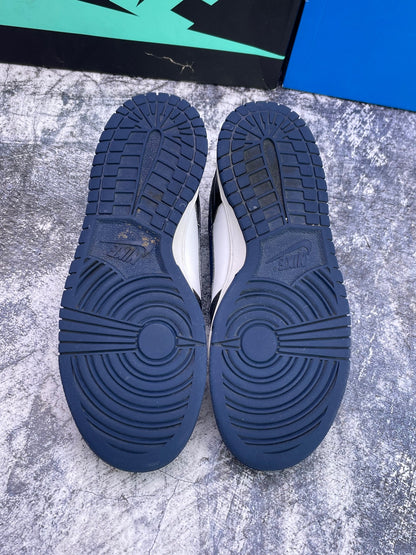 Nike Dunk Low — buty sportowe damskie w bardzo dobrym stanie rozmiar 38, widok z góry