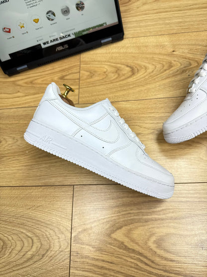Nike Air Force 1 Low (40)