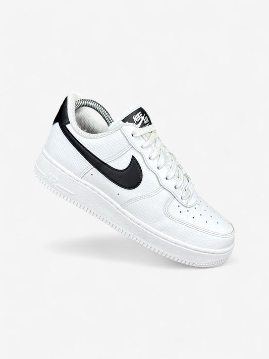 Nike Air Force 1 Low (38.5)