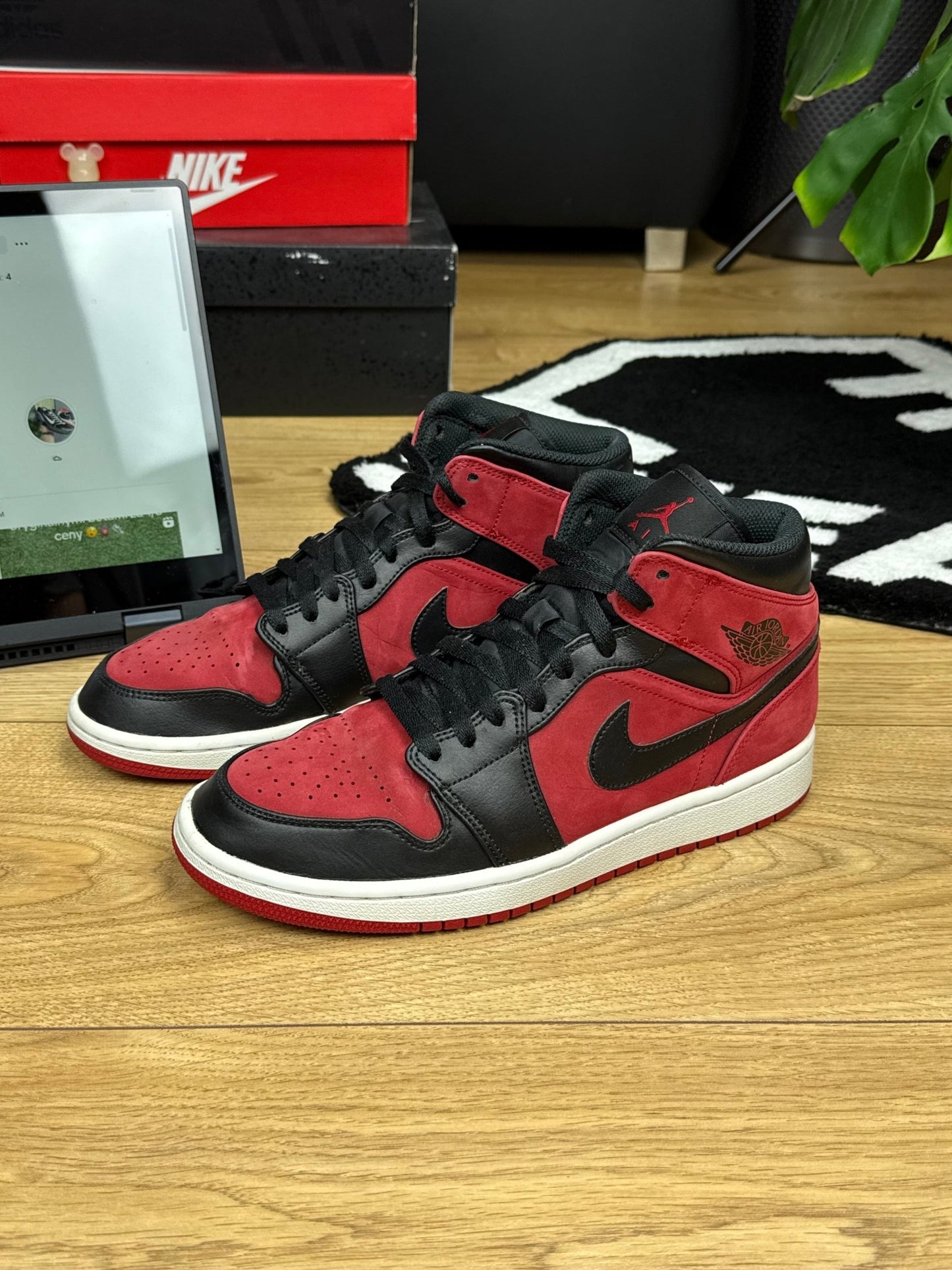 Nike Air Jordan 1 Mid (42)