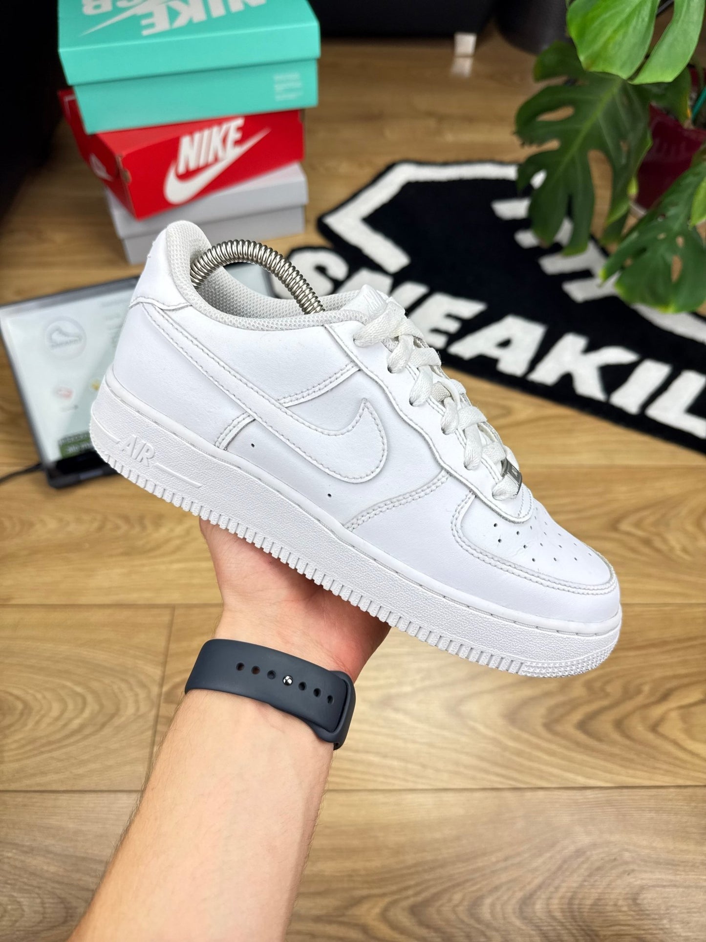 Nike Air Force 1 Low (38.5)