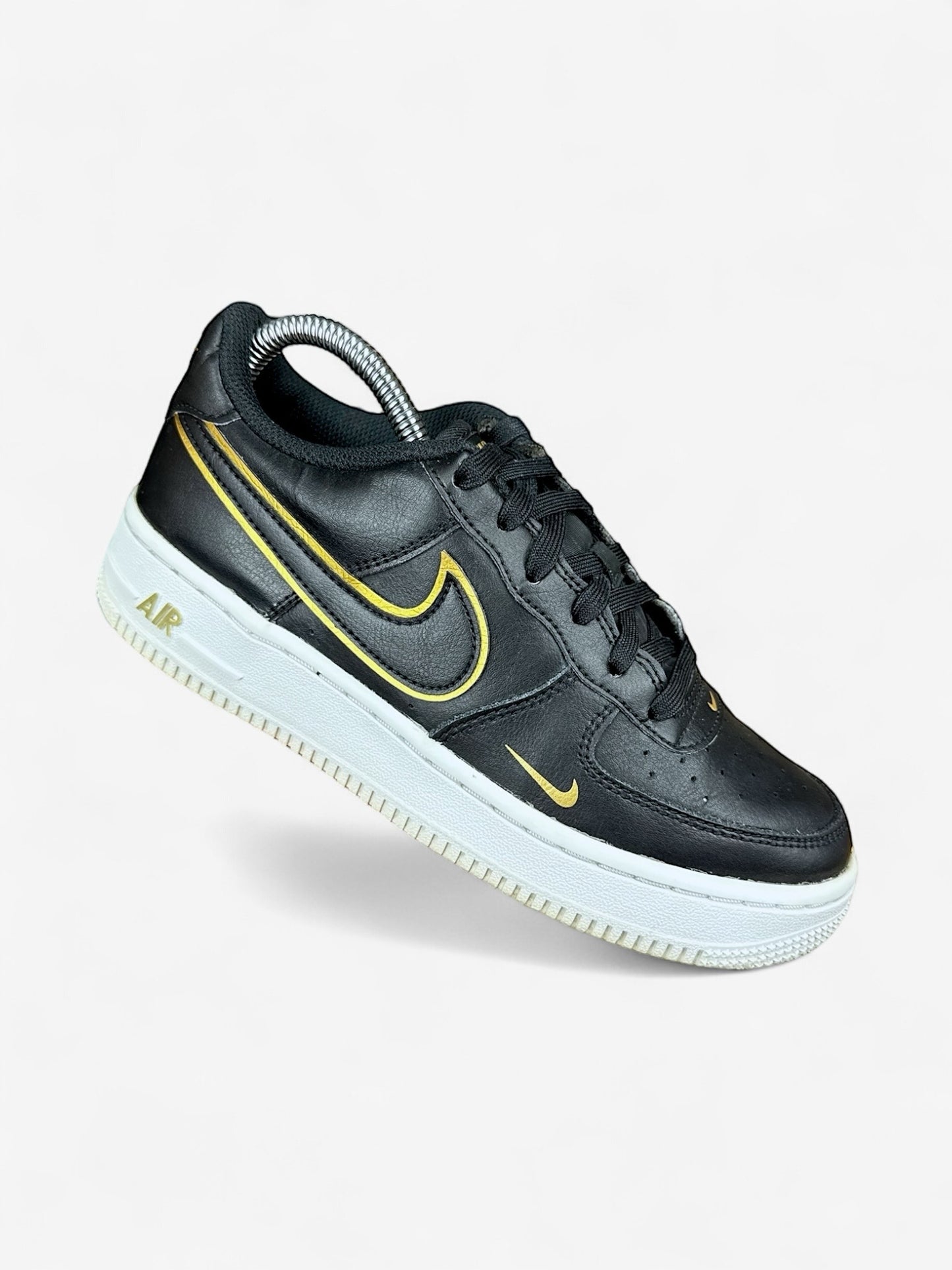 Nike Air Force 1 Low (37.5)