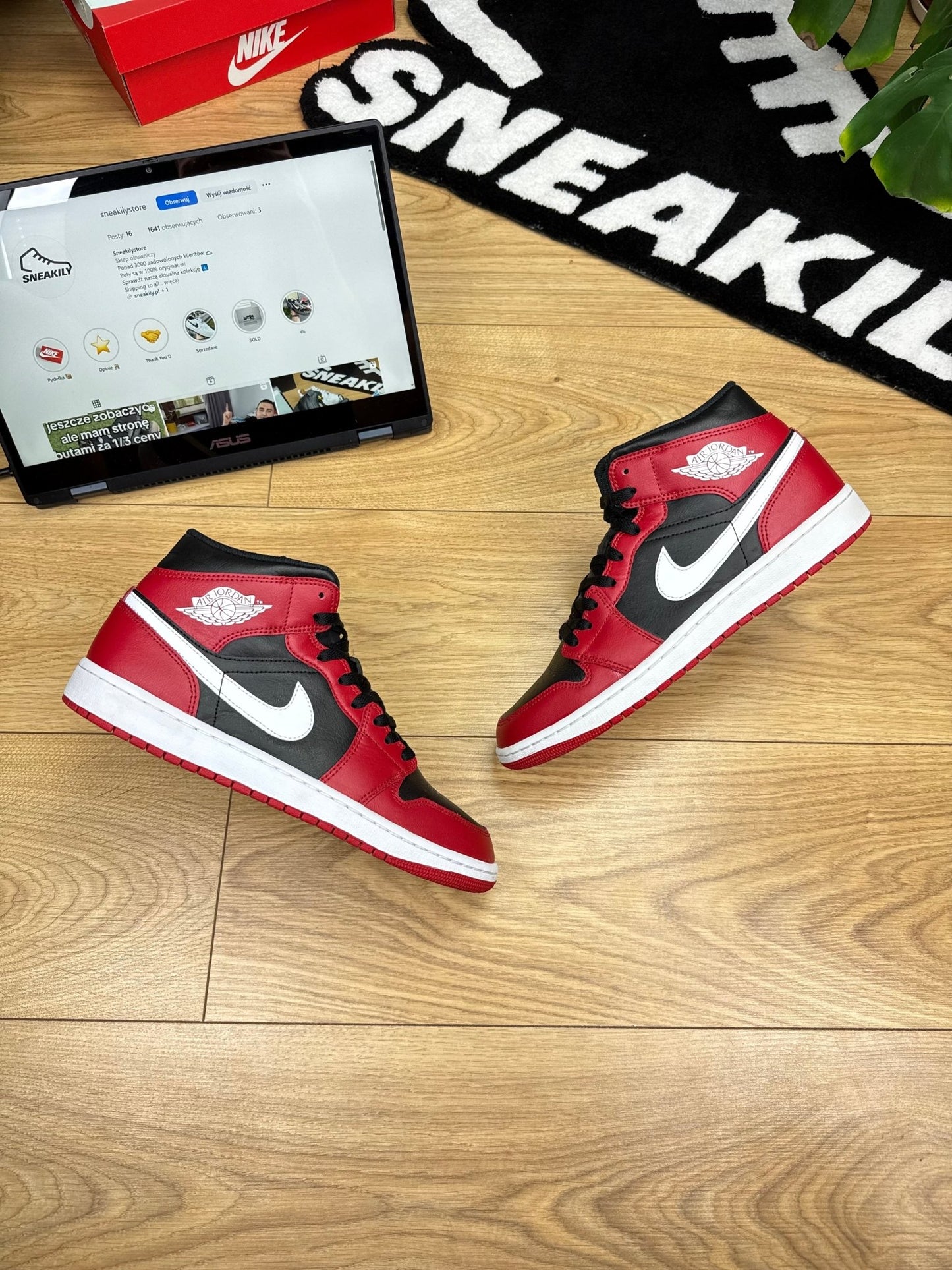 Nike Air Jordan 1 Mid (42.5)