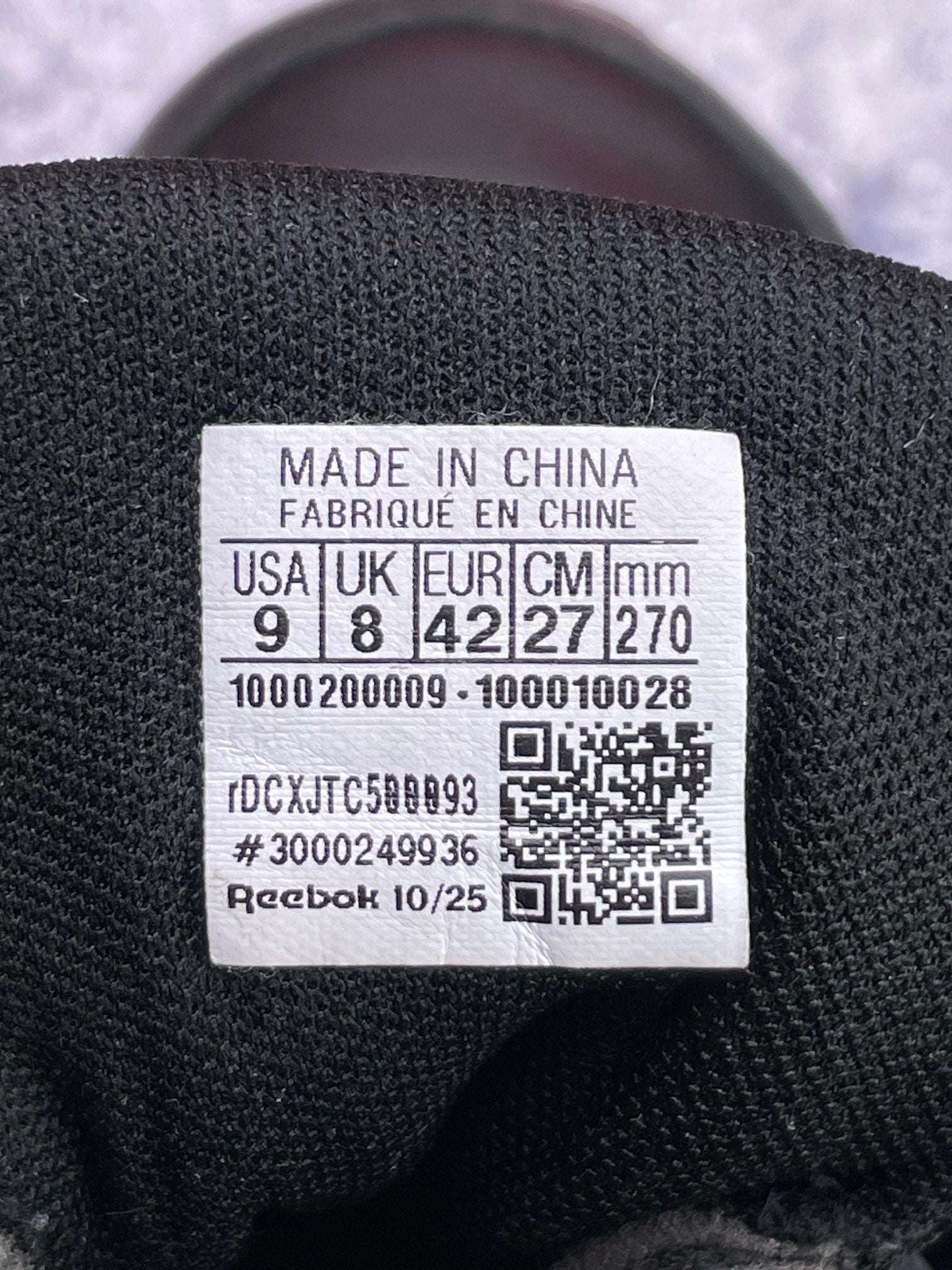 Reebok Glide — buty sportowe męskie w bardzo dobrym stanie rozmiar 42, etykieta z kodem modelu 100010028