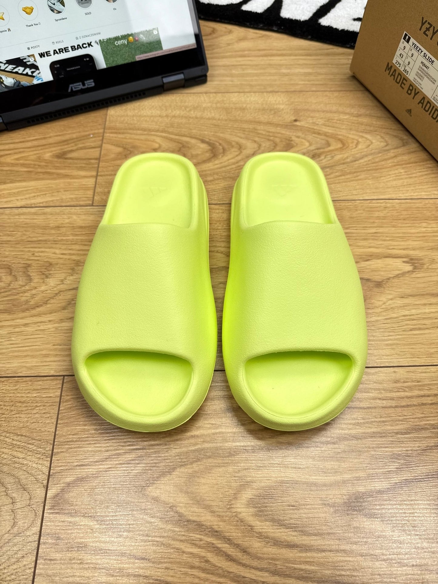 Adidas Yeezy Slides 2022/23 (43)
