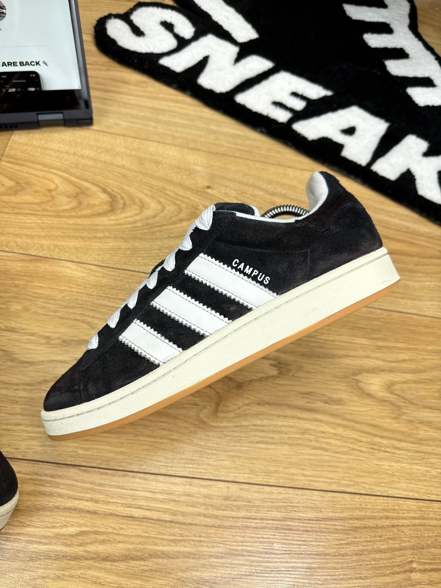 Adidas Campus (44)