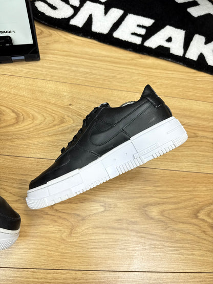 Nike Air Force 1 Low Pixel (40.5)