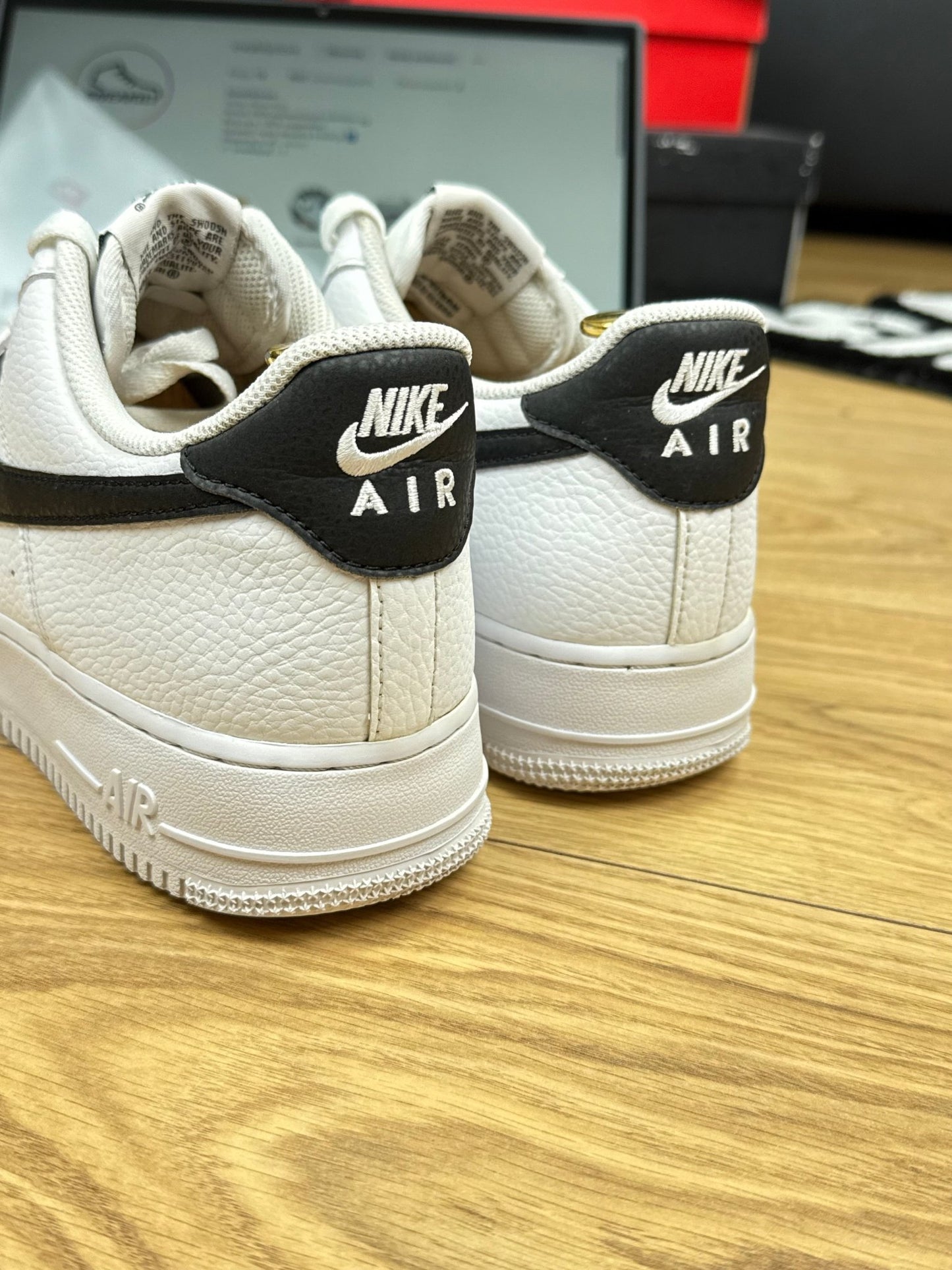 Nike Air Force 1 Low (45.5)