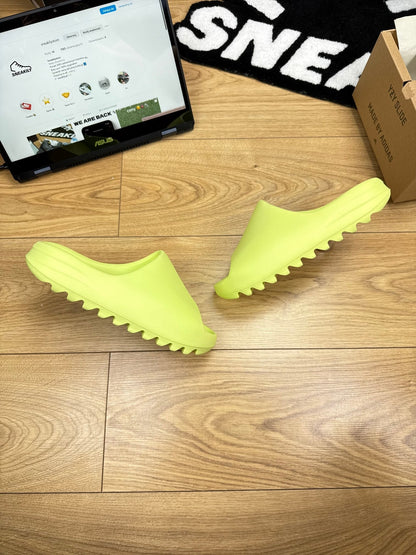 Adidas Yeezy Slides 2022/23 (42)