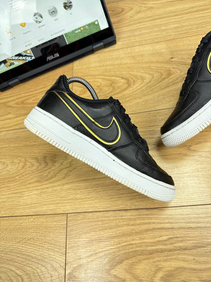 Nike Air Force 1 Low (37.5)
