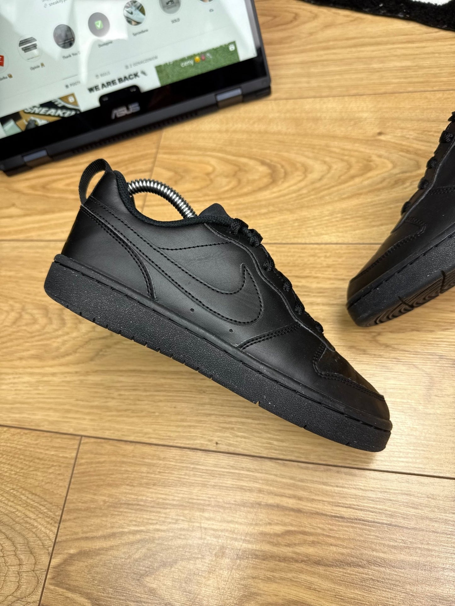 Nike Court Borough (36.5)